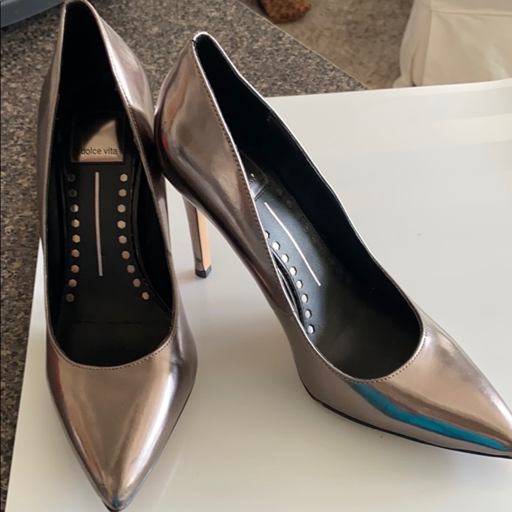 Worn once, beautiful, pewter high-heeled pumps